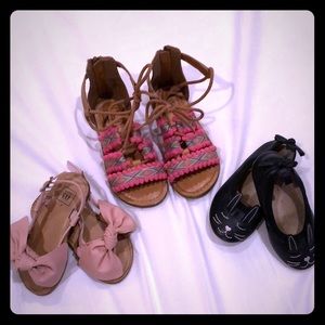 3 Little Girls shoes